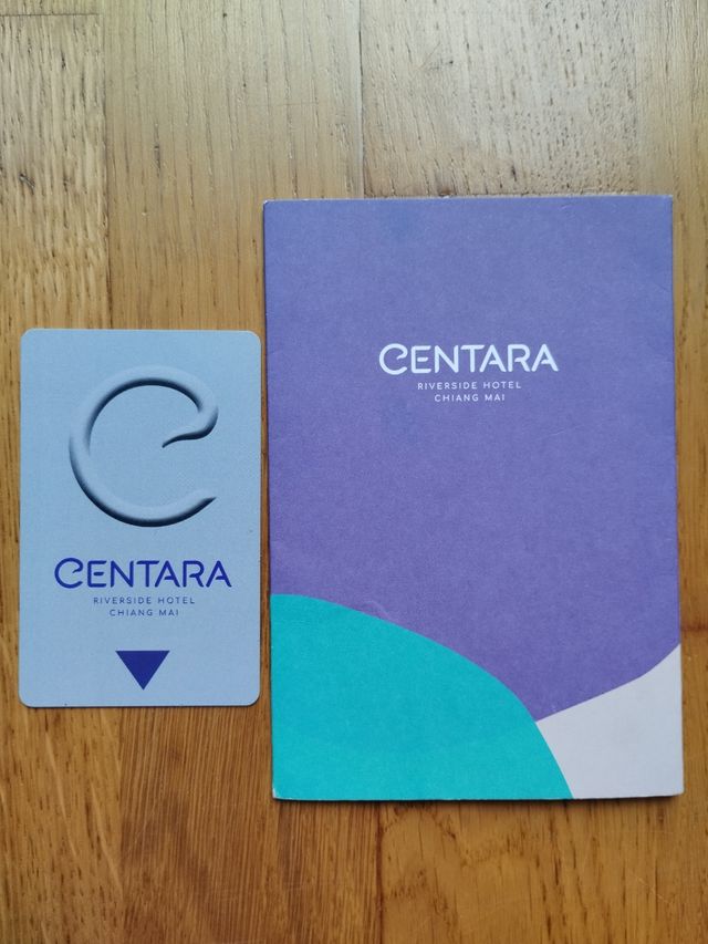 2 tjtas Hotel Excalibur Las Vegas+Centara Chiang M