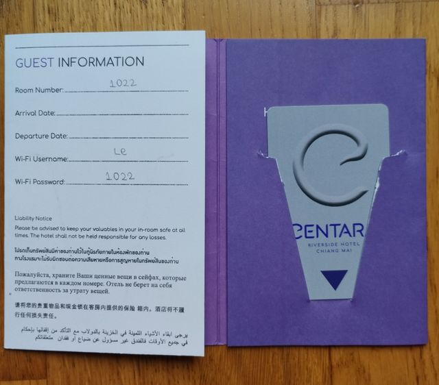 2 tjtas Hotel Excalibur Las Vegas+Centara Chiang M