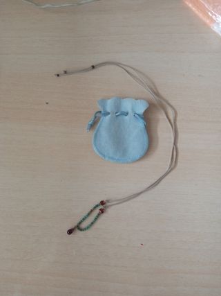 Colgante Boho Chic con Piedras de Color