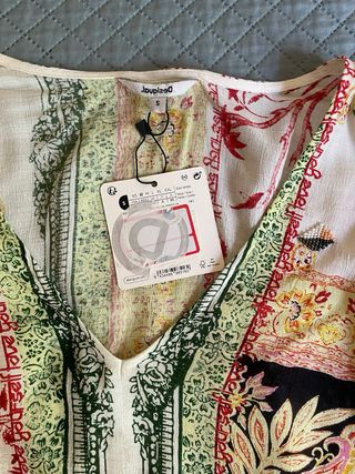 Blusa Desigual estampada floral
