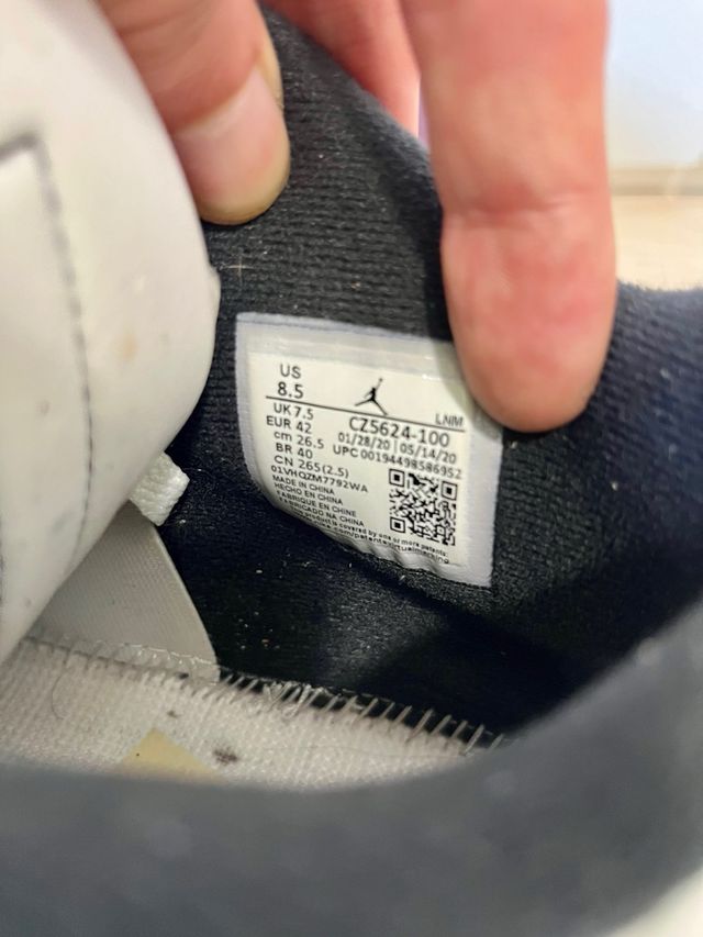 Nike Air Jordan 4 Retro PSG