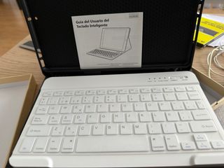 Teclado iPad 10.2" - Funda Negra