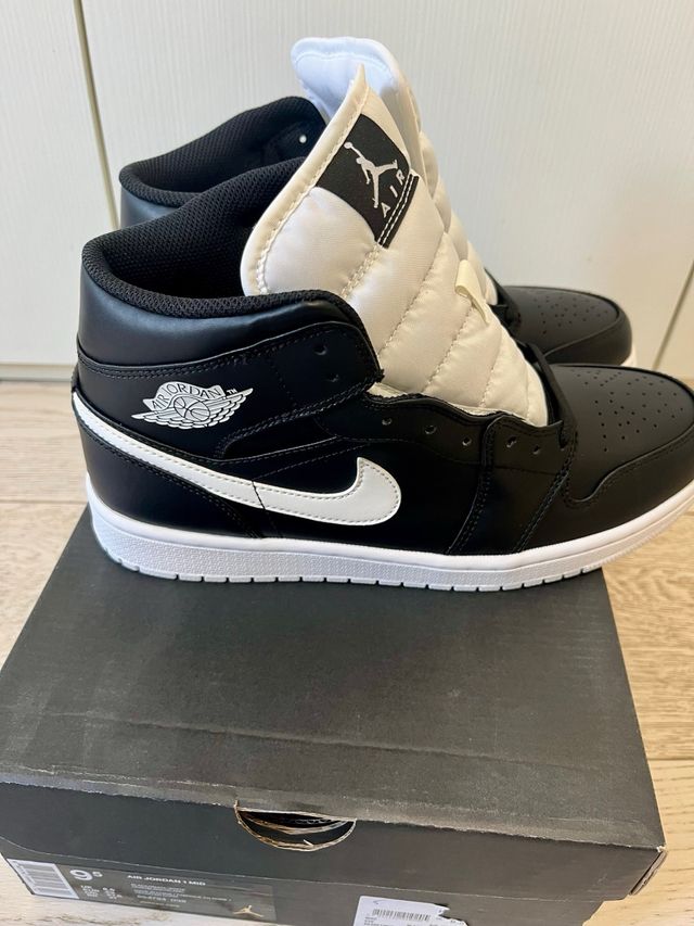 Nike Air Jordan 1 Mid 2017