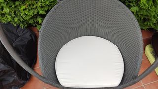 Silla colgante de ratán para jardín