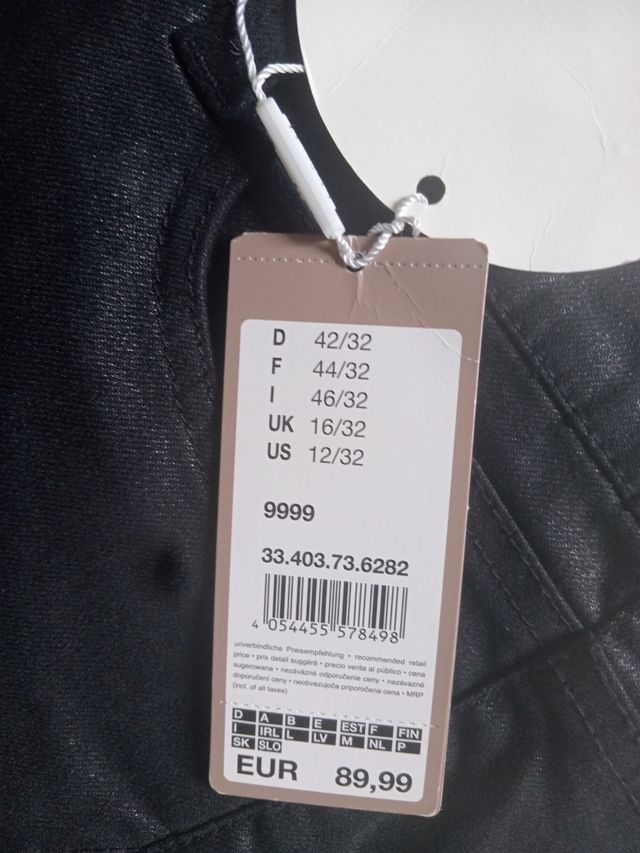 Pantaloni neri lucidi donna