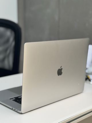 MacBook Pro 16” 2019 1T