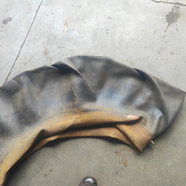 camara tractor 30" usada