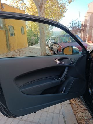 Audi S1 2015