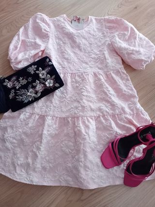 Vestido rosa brocado 