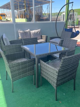 Mesa Cuadrada + 4 Sillas para jardin o terraza