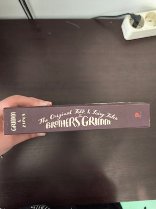 The Original Folk and Fairy Tales of the Brothe...