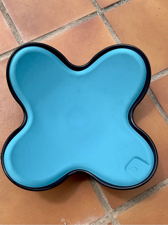 Domyos Abdo Gain Negro y Azul