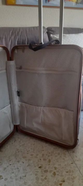 Maleta Pepe Jeans - Azul y Blanca medidas 60×44