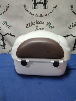 Portabultos cofre moto Vespa