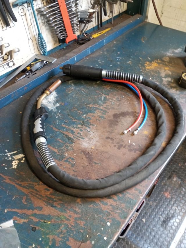 Antorcha de soldadura de hilo