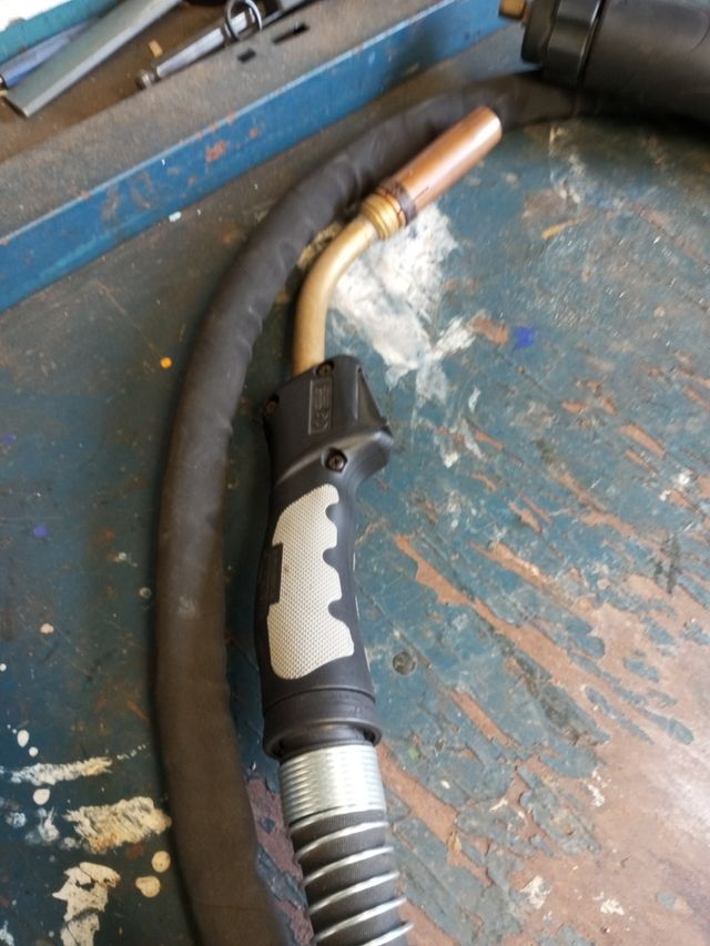 Antorcha de soldadura de hilo