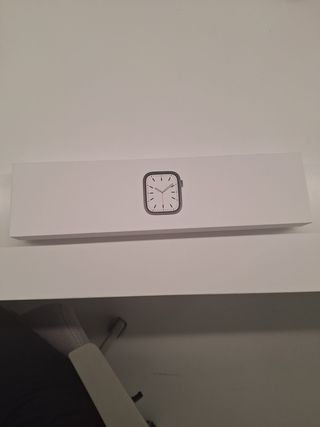 Apple Watch Series 7 (GPS+ Cellular, 45mm) Rojo