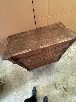 Comoda antigua.