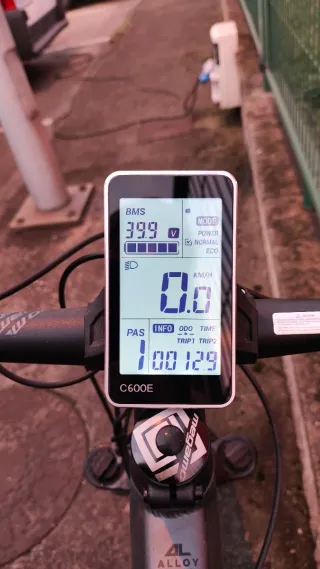 Bicicleta eléctrica Megamo 27.5