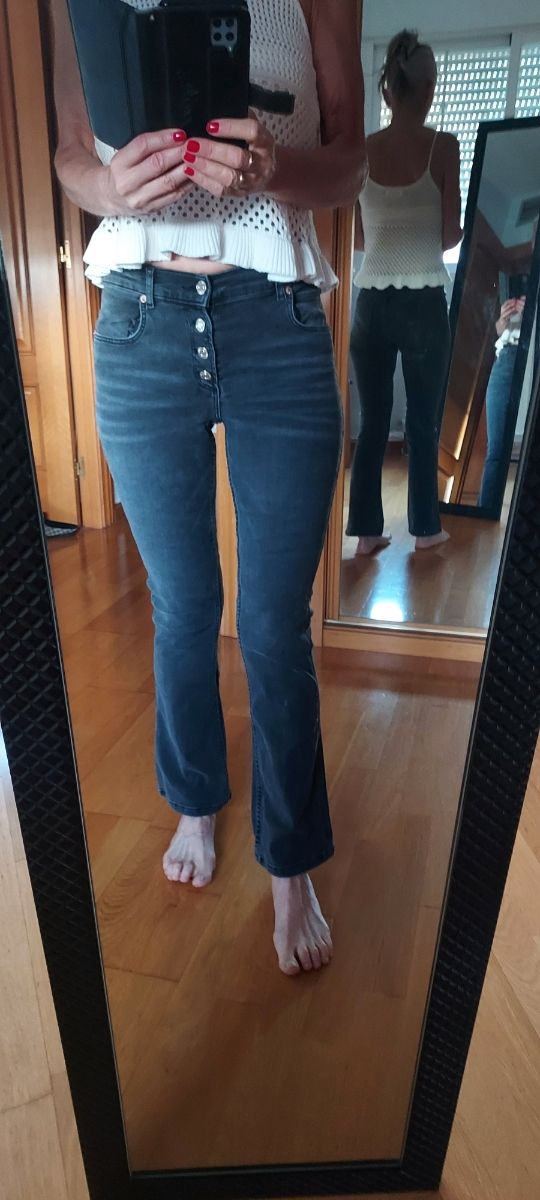 Vaqueros Zara acampanados talla XS
