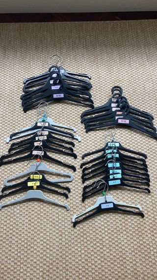 35 Perchas Niños - Varias Tallas