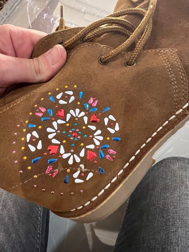 Botitas Piel Marrón - con pedrería