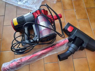 Aspirapolvere Sincher con filo