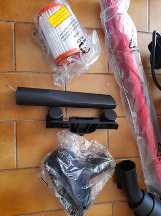 Aspirapolvere Sincher con filo