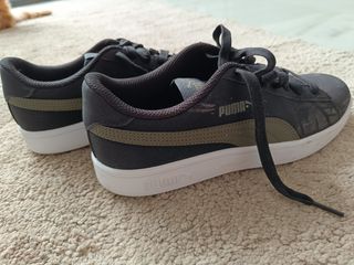 Zapatillas Puma. Solo se las ha puesto 2 veces.