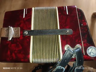 Acordeón 32 Bajos Venus