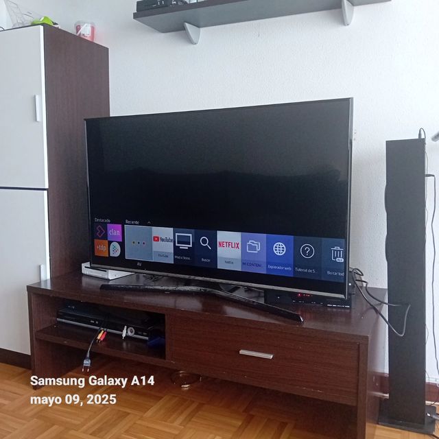 TV Samsung 55" seminueva
