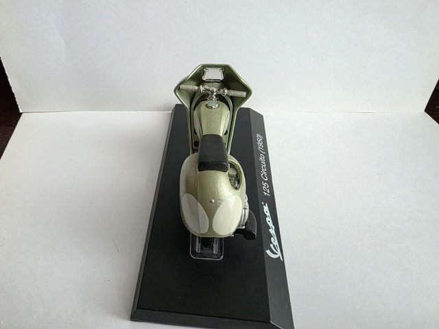 Vespa 125 circuito (1950) - Modellino