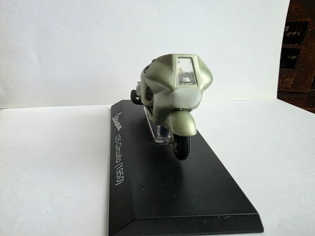 Vespa 125 circuito (1950) - Modellino