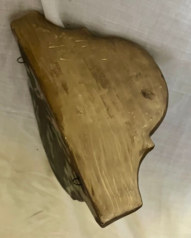 MENSULA DE ESTUCO PINTADA A MANO MUY ANTIGUA