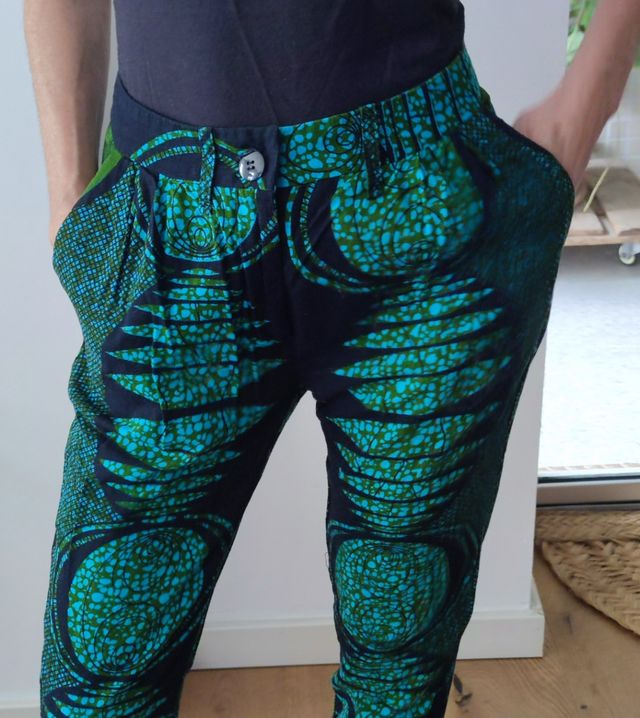 Pantalones de tela africana