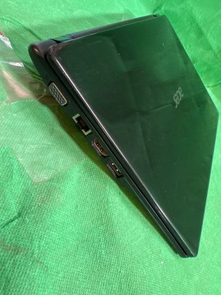 ACER ASPIRE V5 121 AMDC70 4GB Ram 240SSD