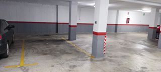 Plaza de garaje amplia para coche y moto