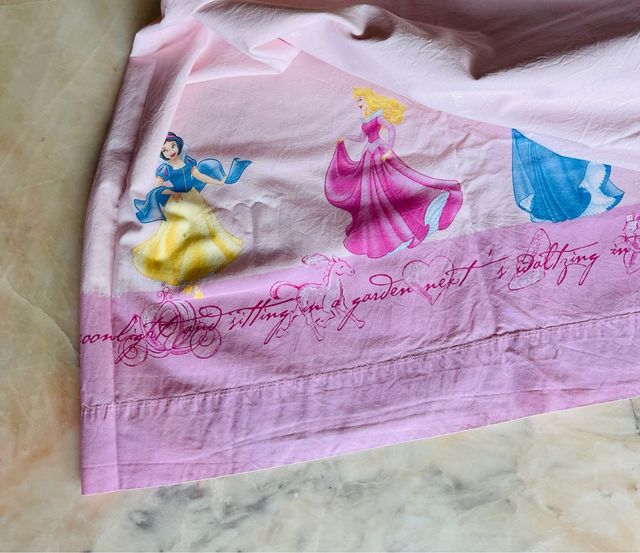 Sábana encimera con funda de almohada princesas
