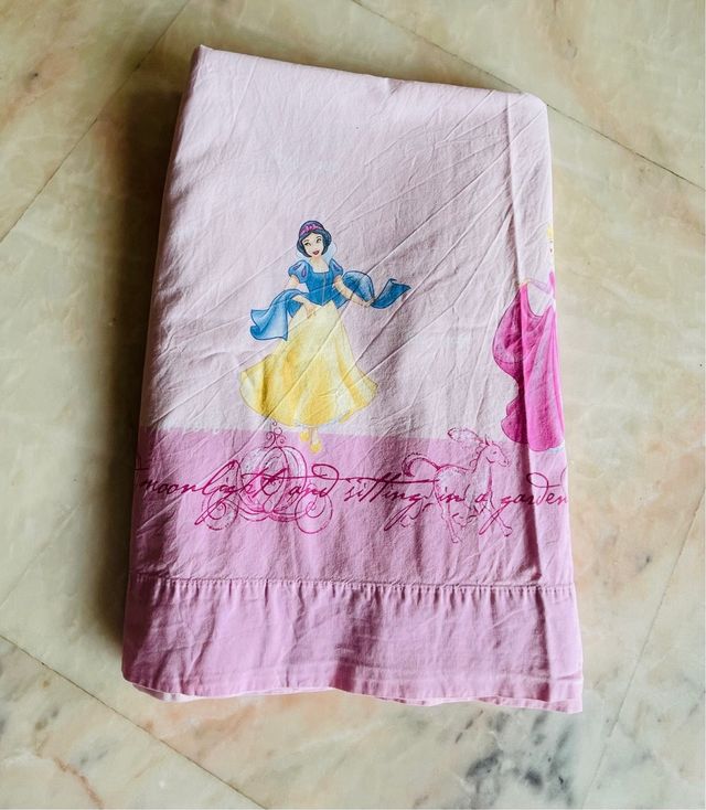 Sábana encimera con funda de almohada princesas