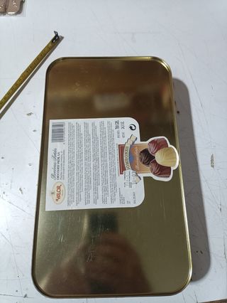 Caja metálica bombones Valor