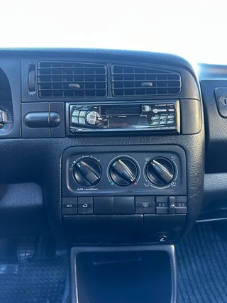 Volkswagen Golf GTI 2.0 115cv