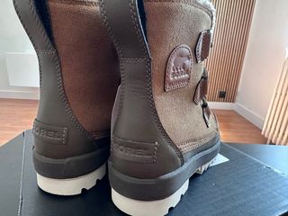 Botas de nieve cortas nuevas