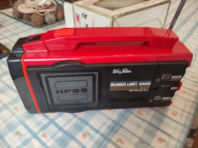 Radio multiusos a pilas