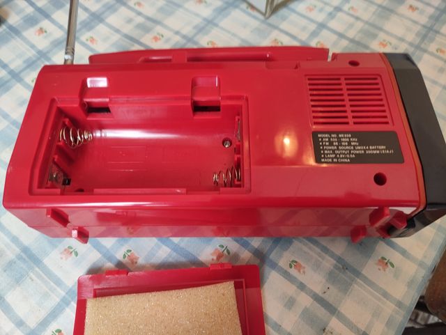 Radio multiusos a pilas