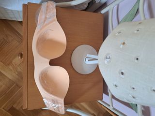 Sujetador invisible beige - sin tirantes