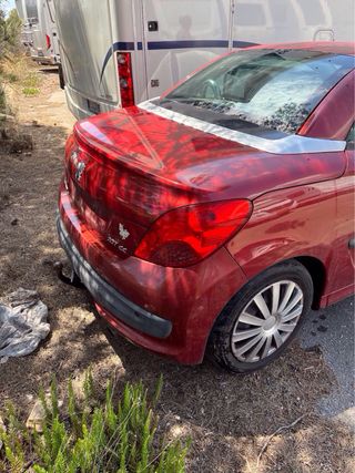 Peugeot 207 CC - Rojo - sin papels, motor roto