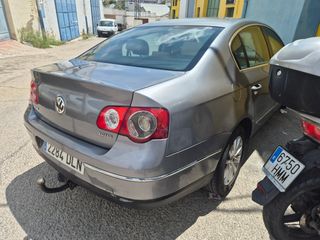 Volkswagen Passat 2006