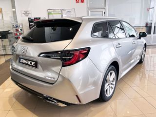 Suzuki Swace 1.8 GLE Hybrid