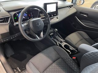 Suzuki Swace 1.8 GLE Hybrid