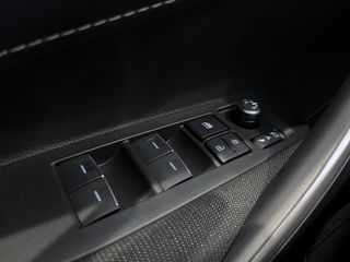 Suzuki Swace 1.8 GLE Hybrid